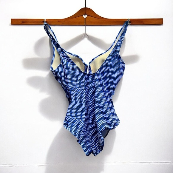 🌻NEW NWOT Miraclesuit Blue Hypnotique Bette Underwire Swimsuit Size 14 | $180 - Picture 7 of 10